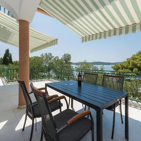 Awesome In W/ Outdoor Swimming Pool And 6 Bedrooms Pirovac