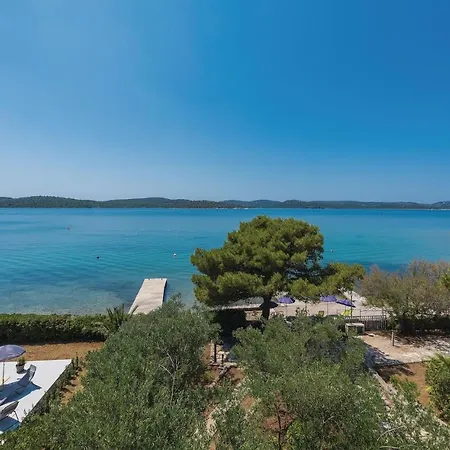 Holiday home Awesome In W/ Outdoor Swimming Pool And 6 Bedrooms Pirovac